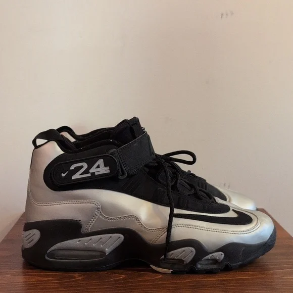 Nike Air Griffey Max 1 Metallic Silver Sz 13 - Picture 1 of 8